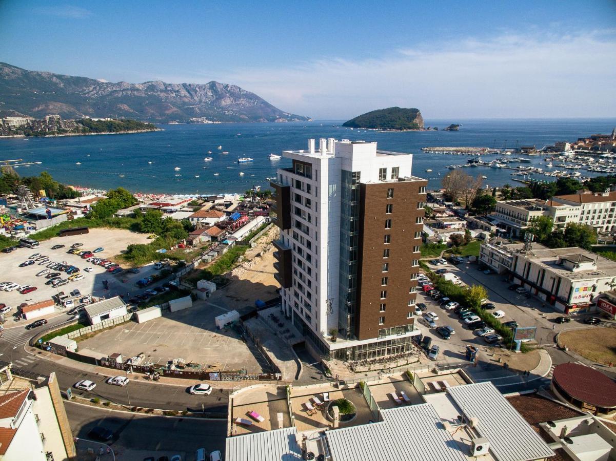 Victoria * Budva
